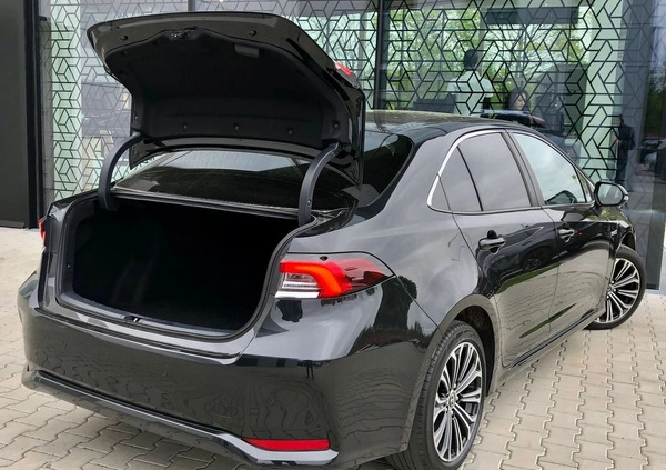 Toyota Corolla cena 85900 przebieg: 113478, rok produkcji 2019 z Hel małe 497